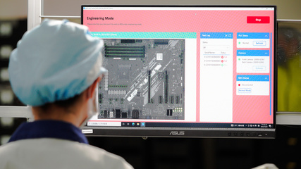華碩開啟智能制造新篇章 首個AI智能工廠融合3D數字孿生、AR與機器人技術